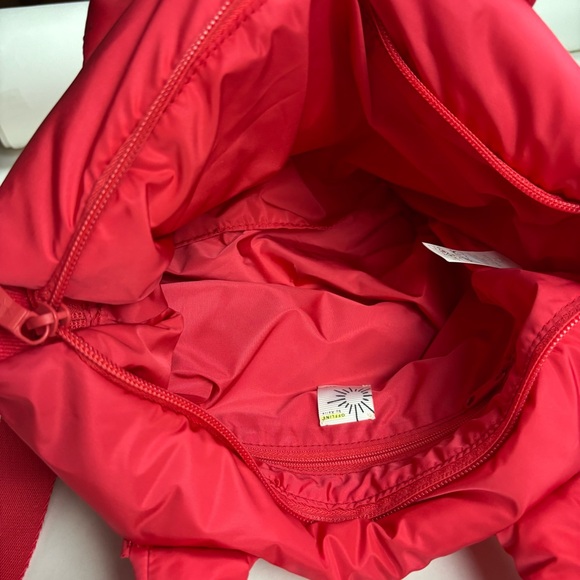 OFFLINE by Aerie Puff Love Mini Tote Bag - Picture 6 of 6